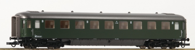 Passenger car 1st/2nd class<br /><a href='images/pictures/Roco/Roco-74427.jpg' target='_blank'>Full size image</a>